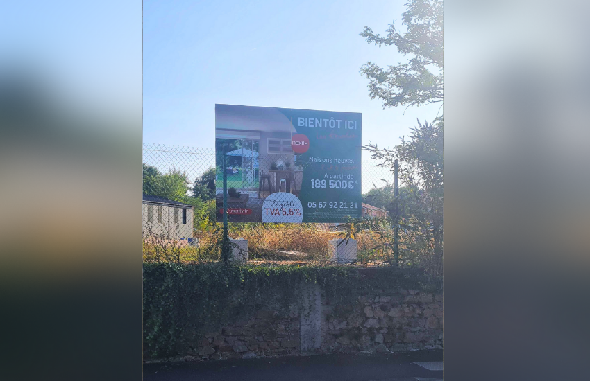 panneau-publicitaire